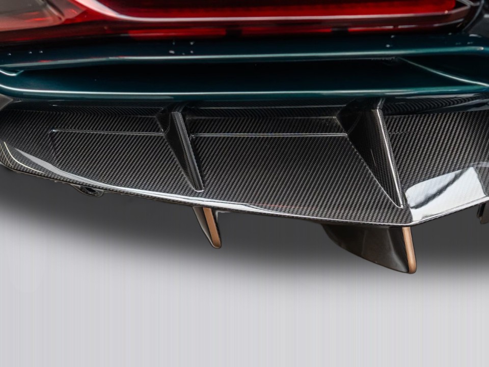 Lamborghini Revuelto - foto 21