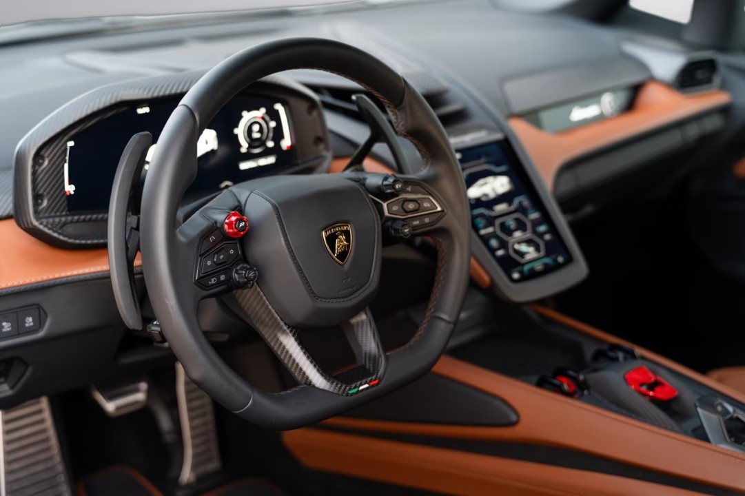 Lamborghini Revuelto - foto 6