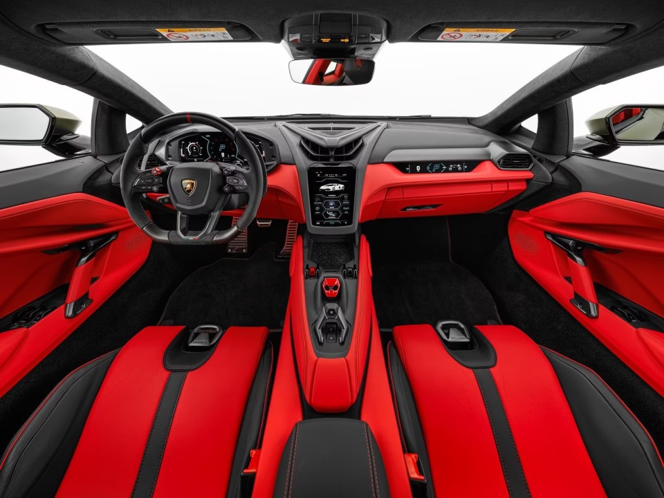 Lamborghini Revuelto - foto 13