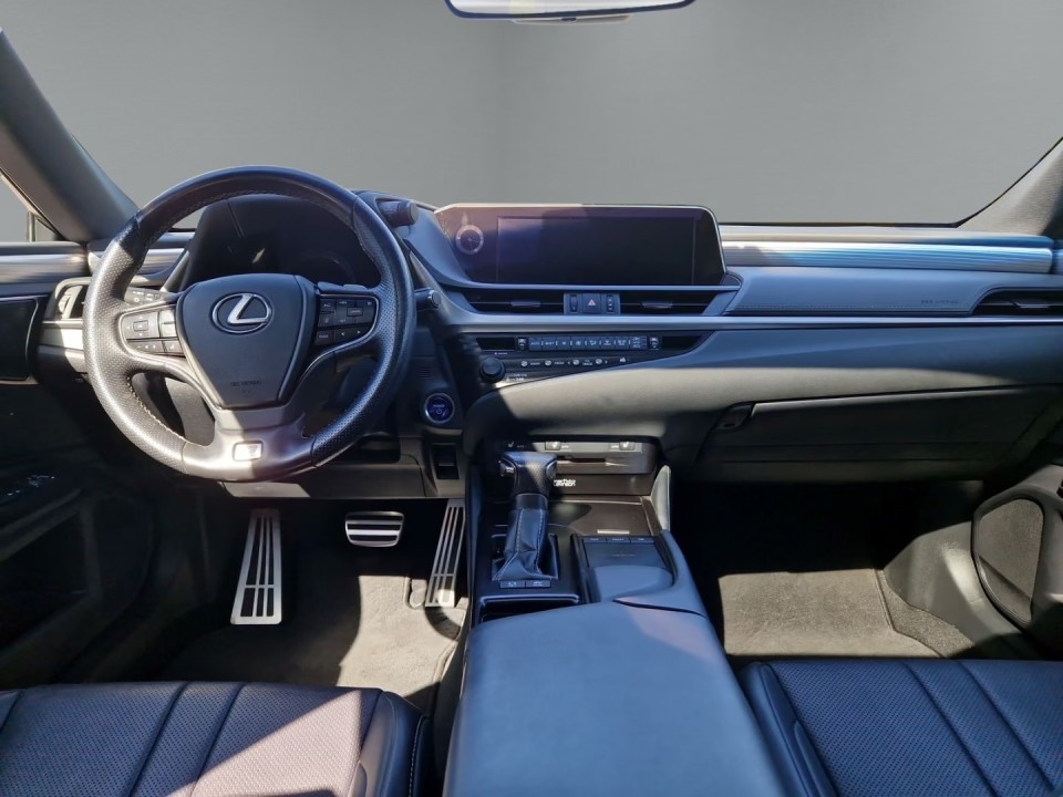 Lexus Seria ES 300h F-Sport - foto 12