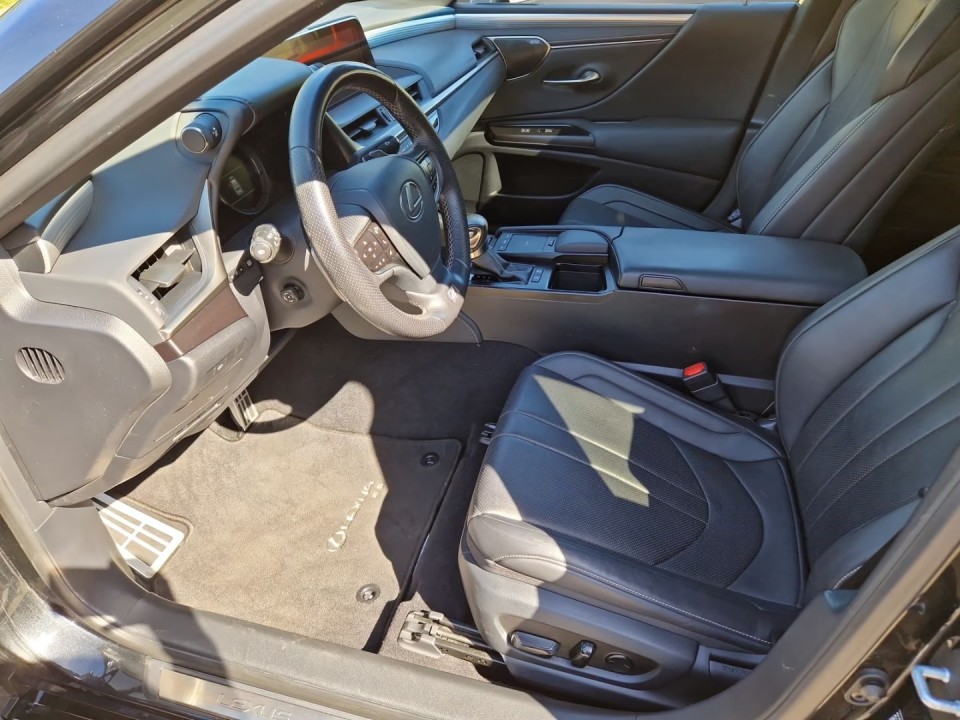 Lexus Seria ES 300h F-Sport - foto 9
