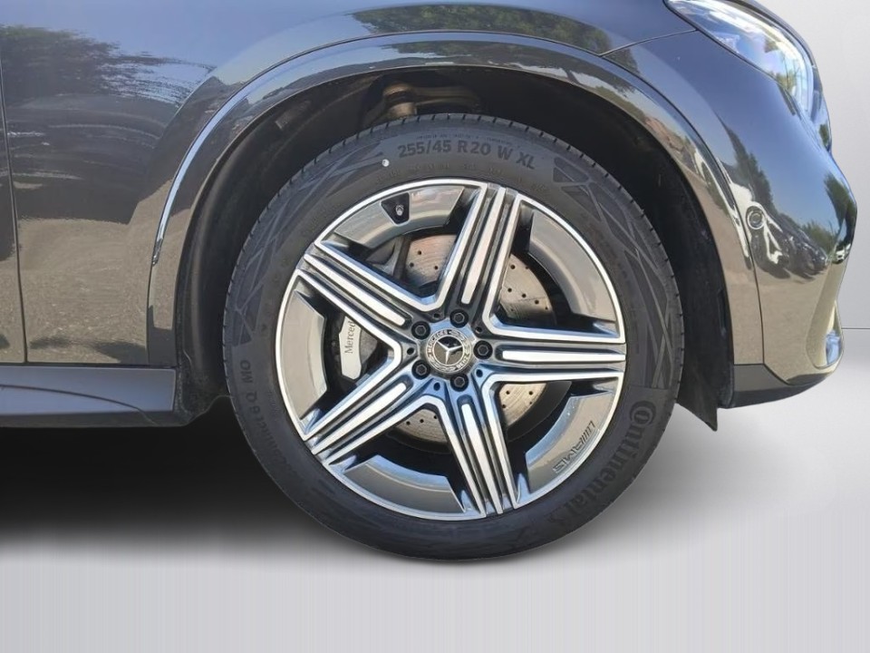 Mercedes-Benz GLC Coupé 300 4MATIC AMG Line - foto 17