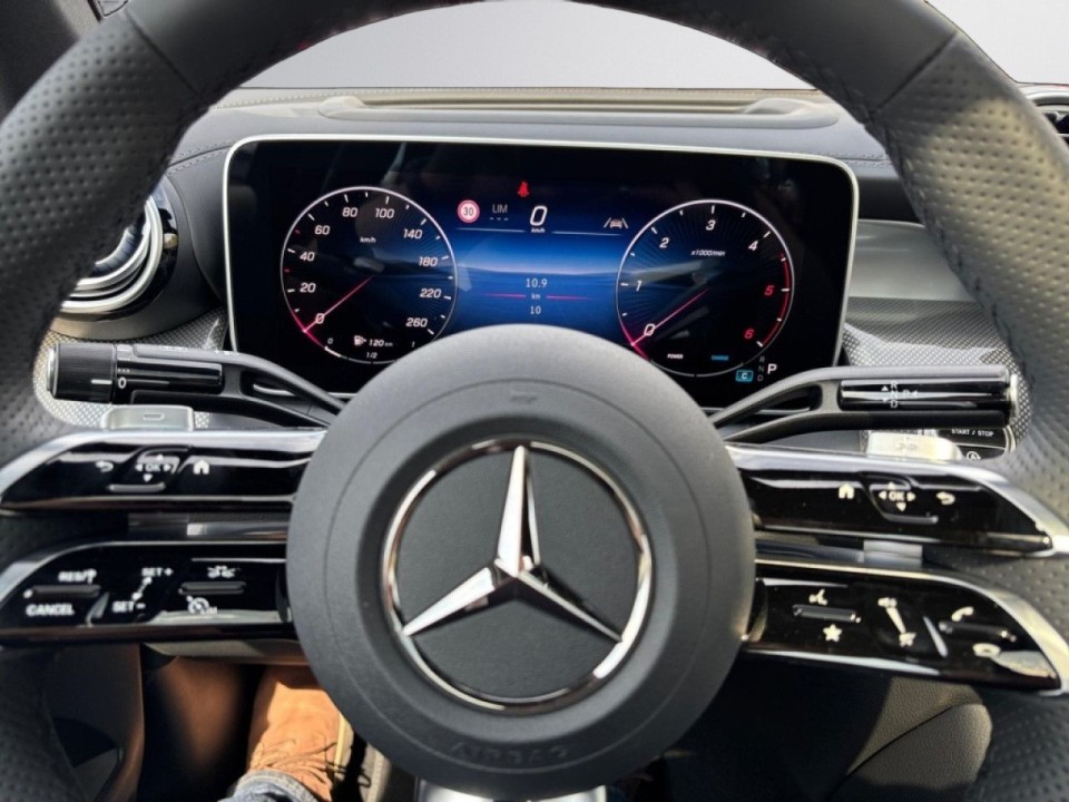 Mercedes-Benz GLC Coupé 220d 4MATIC AMG Line - foto 12