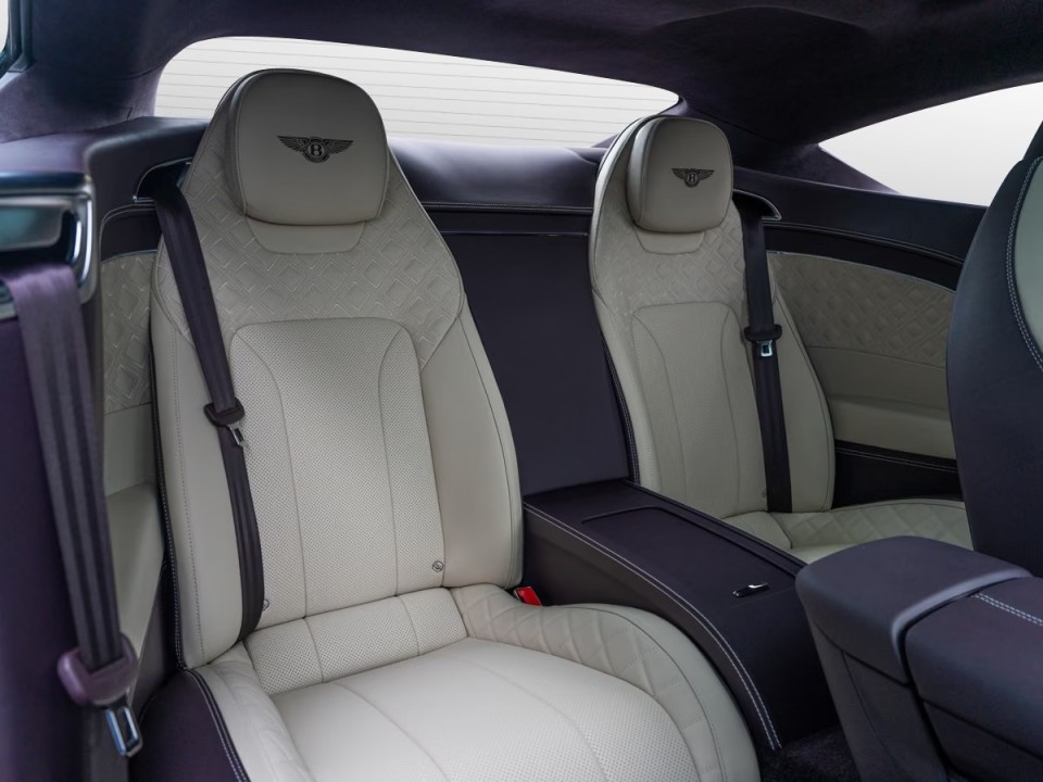 Bentley Continental GT S V8 - foto 16