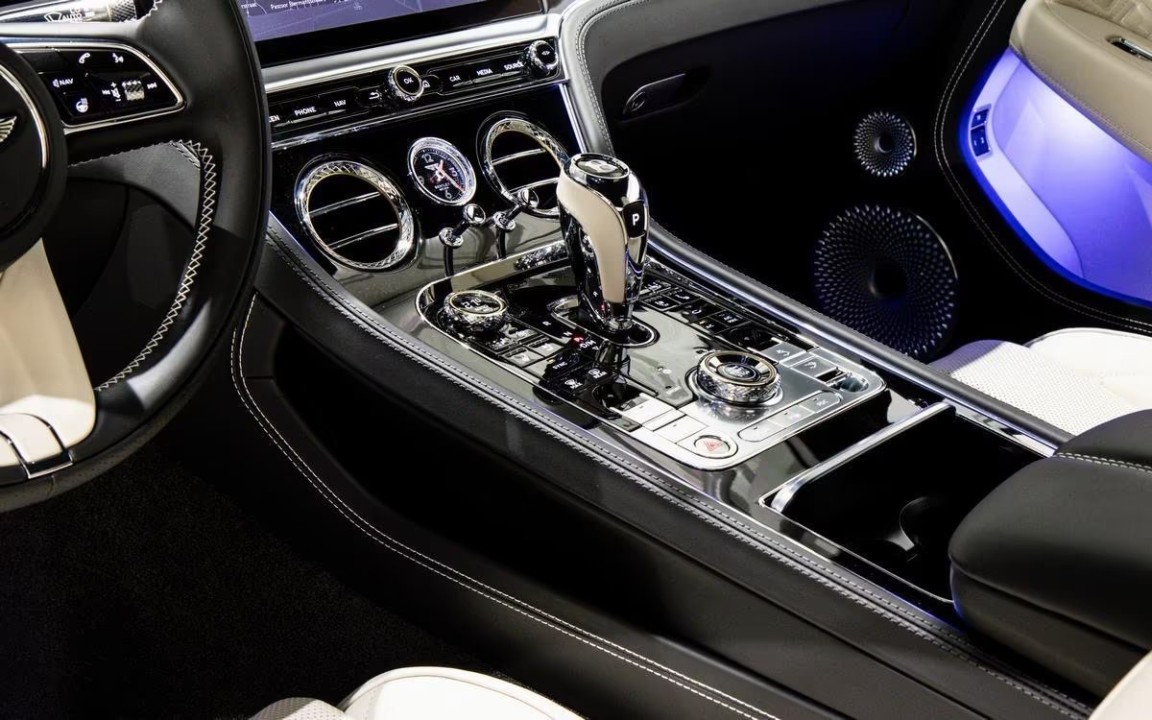 Bentley Continental GT S V8 - foto 12
