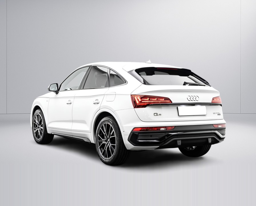 Audi Q5 Sportback 55 TFSIe quattro S Line (5)