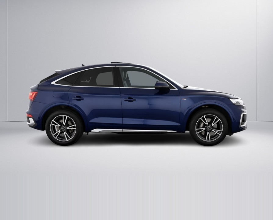 Audi Q5 Sportback 50 TFSIe quattro S Line (2)