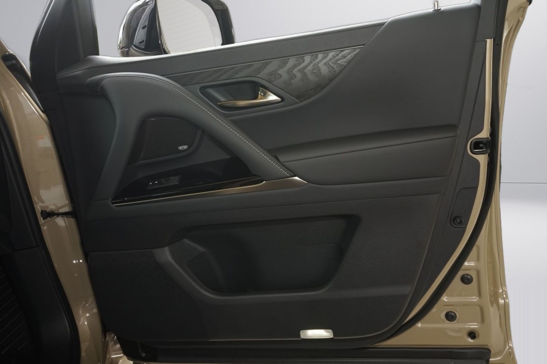 Lexus Seria LX 700h Overtrail - foto 14
