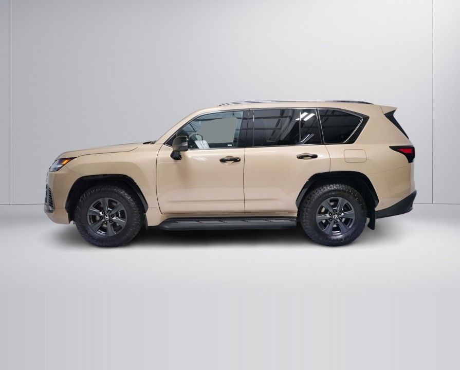 Lexus Seria LX 700h Overtrail (3)