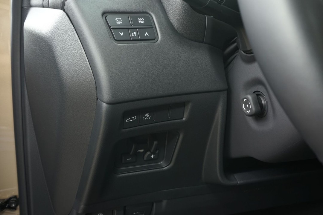Lexus Seria LX 700h Overtrail - foto 16