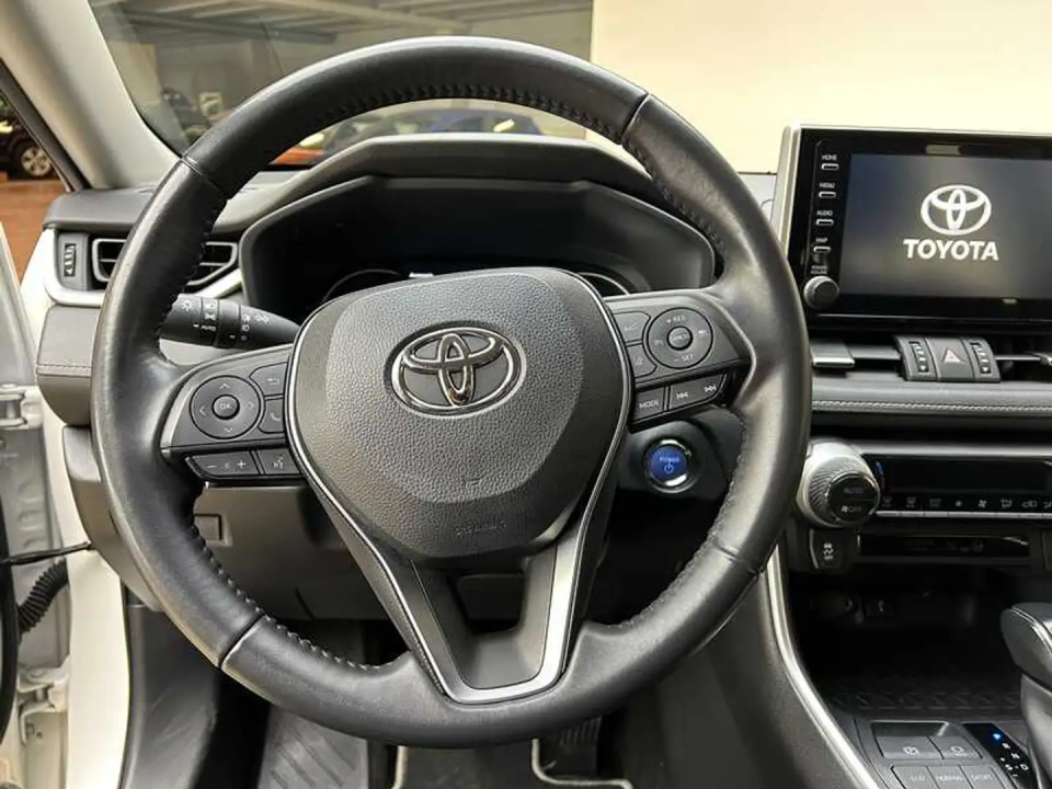 Toyota RAV4 Hybrid - foto 6