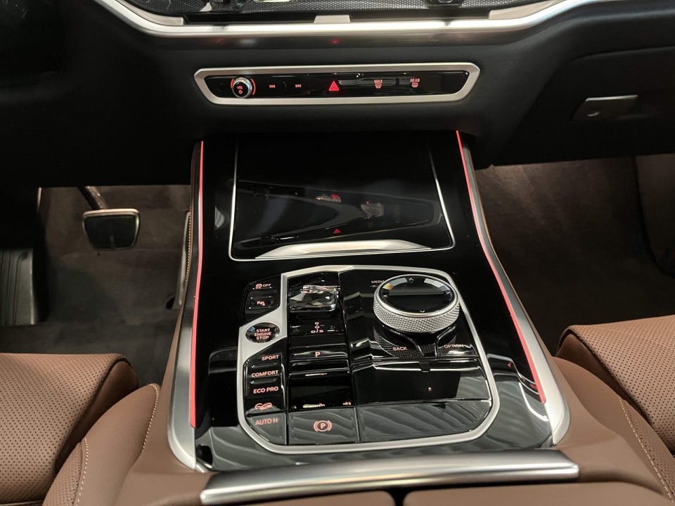 BMW X5 xDrive40i M-Sport - foto 13