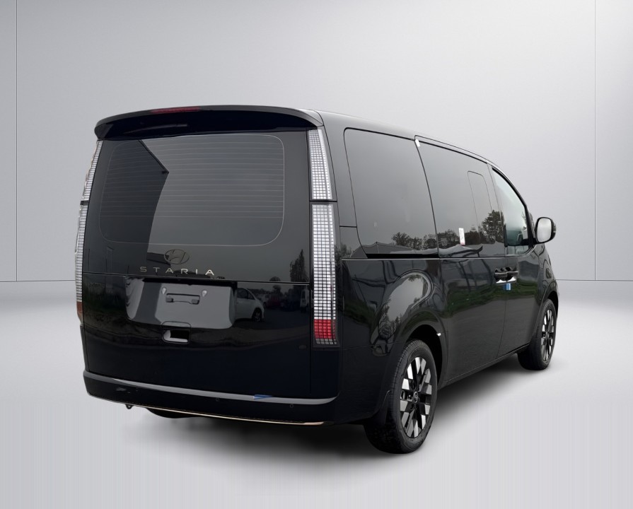 HYUNDAI Staria 2026 — imagine 3