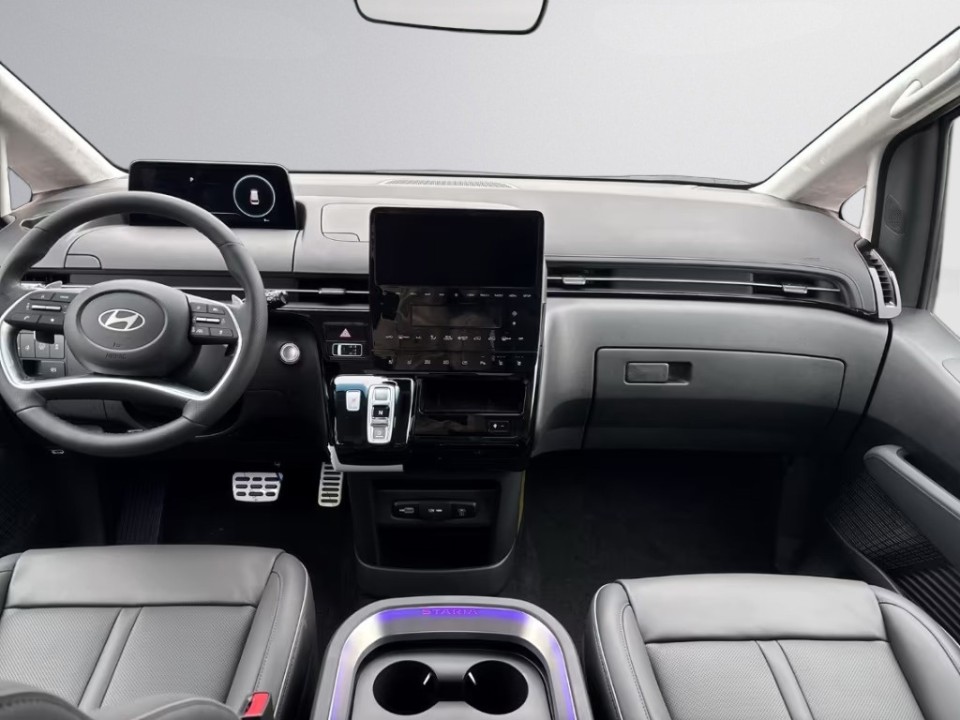 Hyundai Staria Signature HEV - foto 11