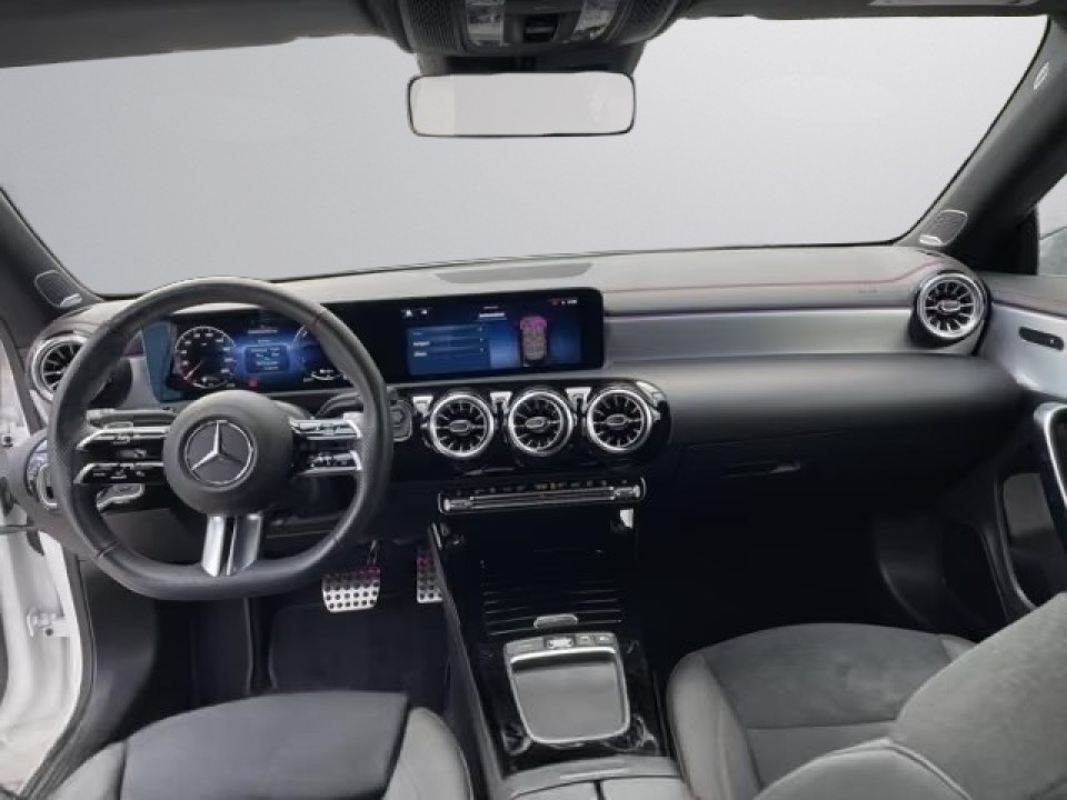 Mercedes-Benz CLA 250e AMG Line - foto 8