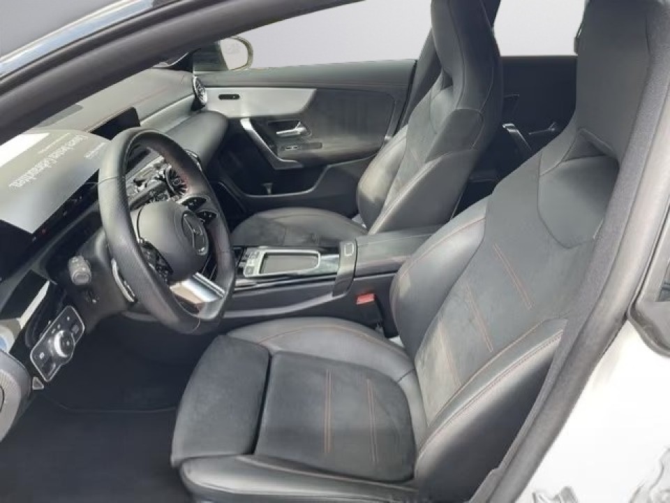 Mercedes-Benz CLA 250e AMG Line - foto 9
