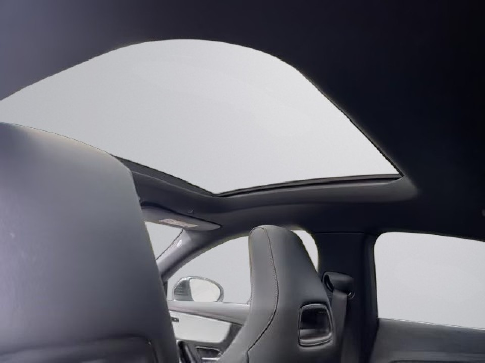 Mercedes-Benz CLA 250e AMG Line - foto 11