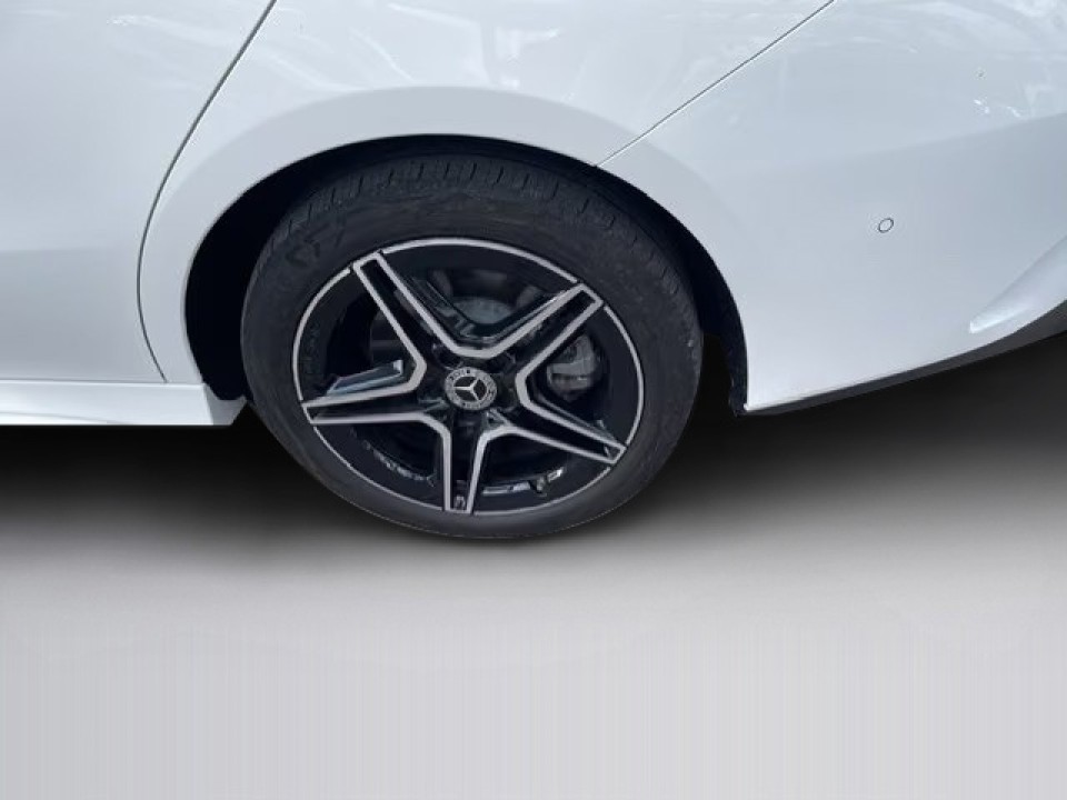 Mercedes-Benz CLA 250e AMG Line - foto 13