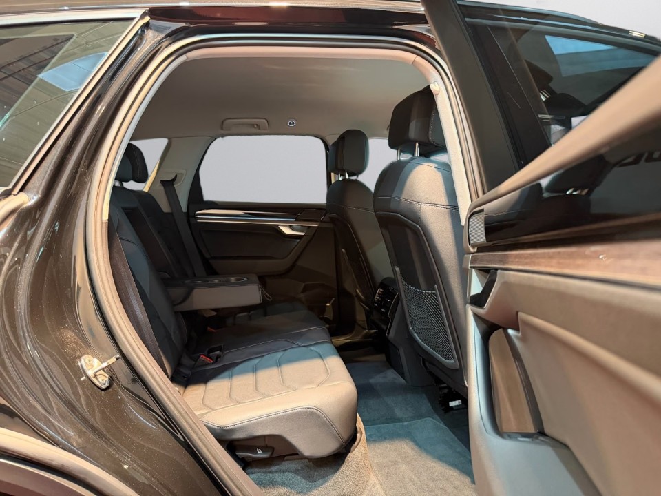 Volkswagen Touareg V6 TDI - foto 7