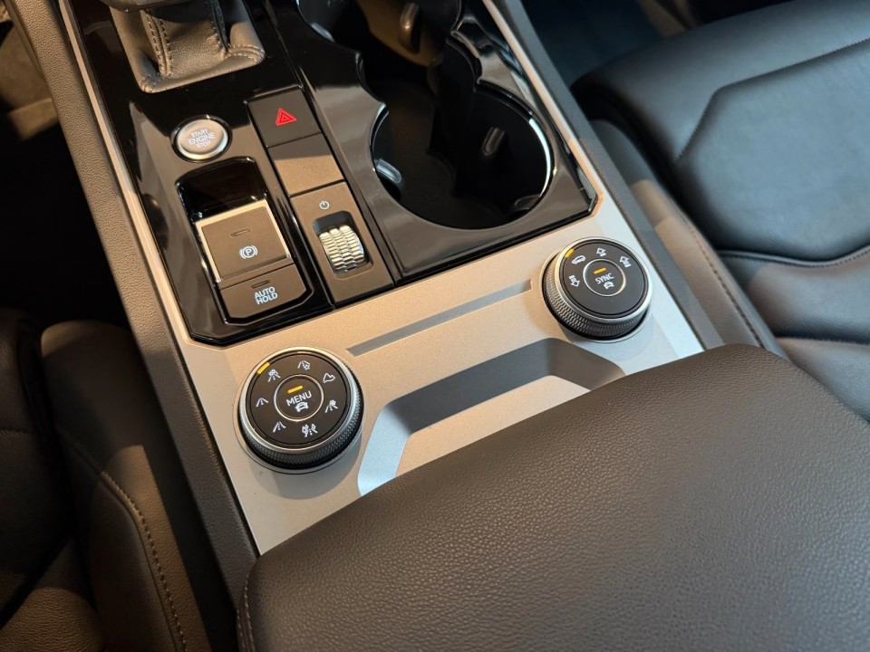 Volkswagen Touareg V6 TDI - foto 11
