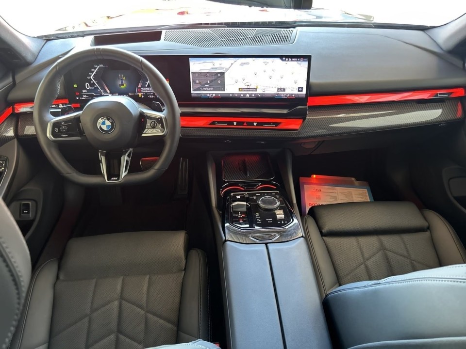 BMW Seria 5 520d xDrive M-Sport - foto 8