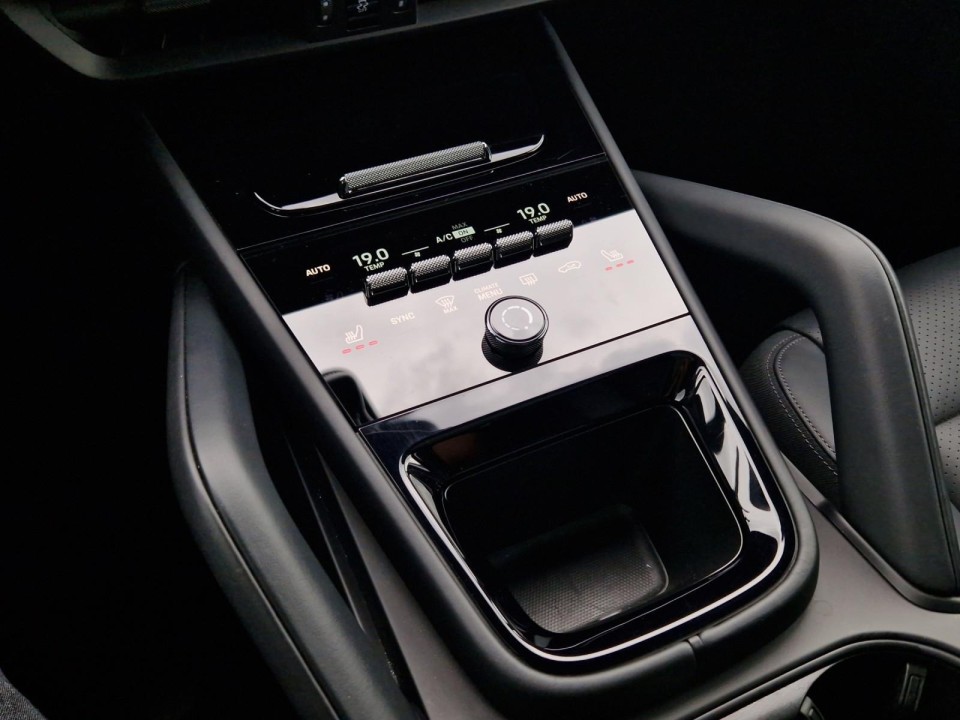 Porsche Cayenne E-Hybrid - foto 13