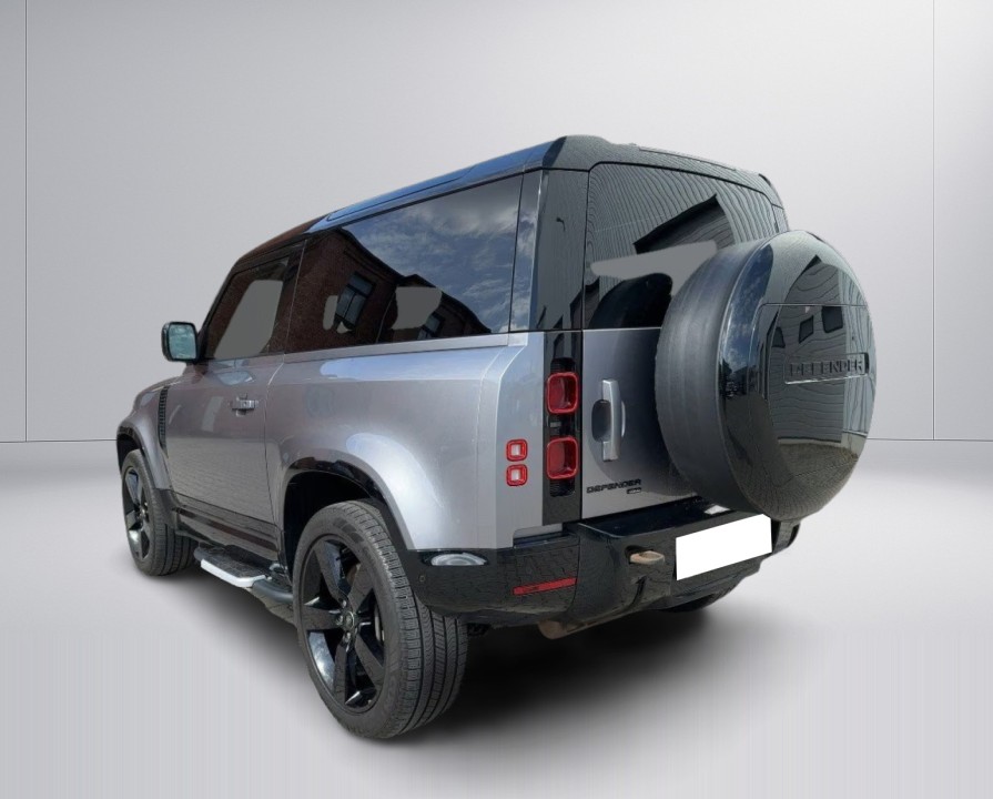 Land Rover Defender 90 D300 X-Dynamic HSE (5)