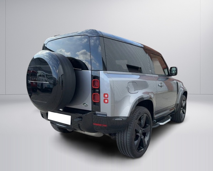 Land Rover Defender 90 D300 X-Dynamic HSE (3)