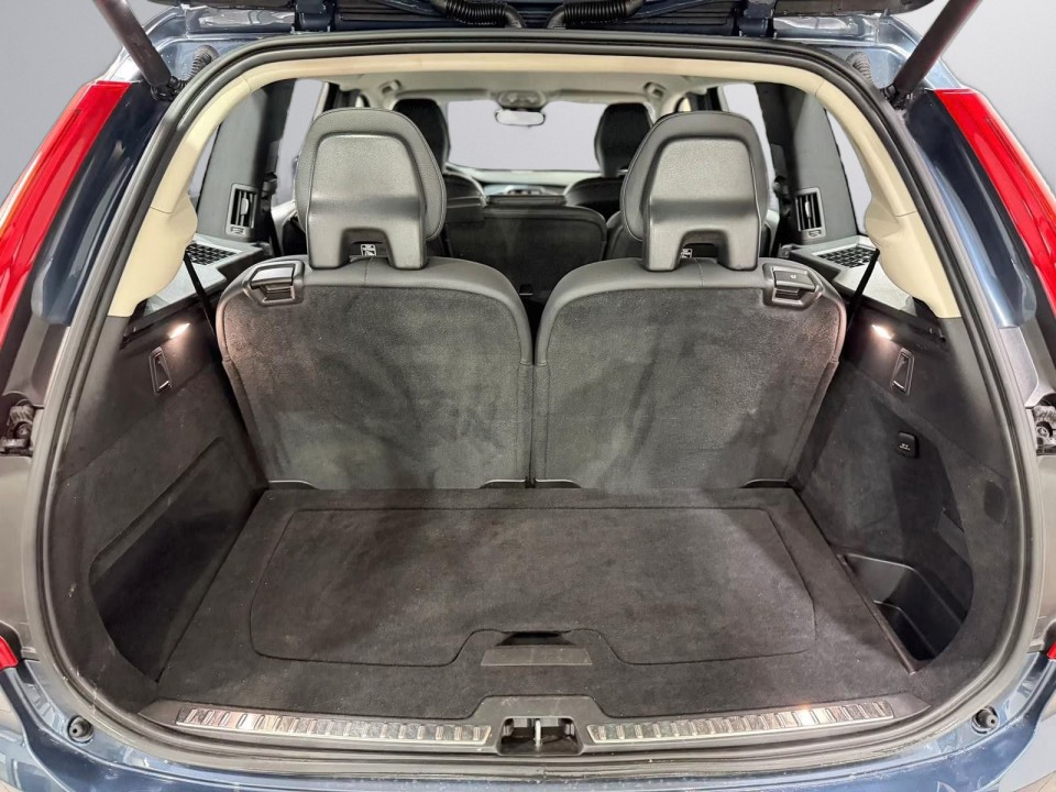 Volvo XC 90 T8 Recharge AWD - foto 36