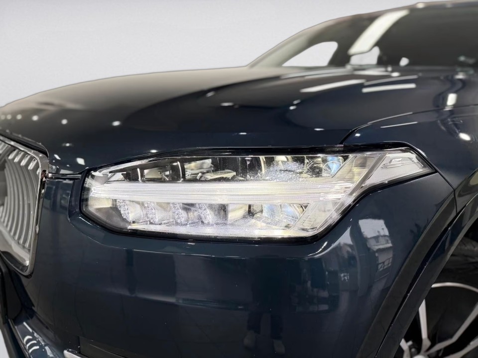 Volvo XC 90 T8 Recharge AWD - foto 33