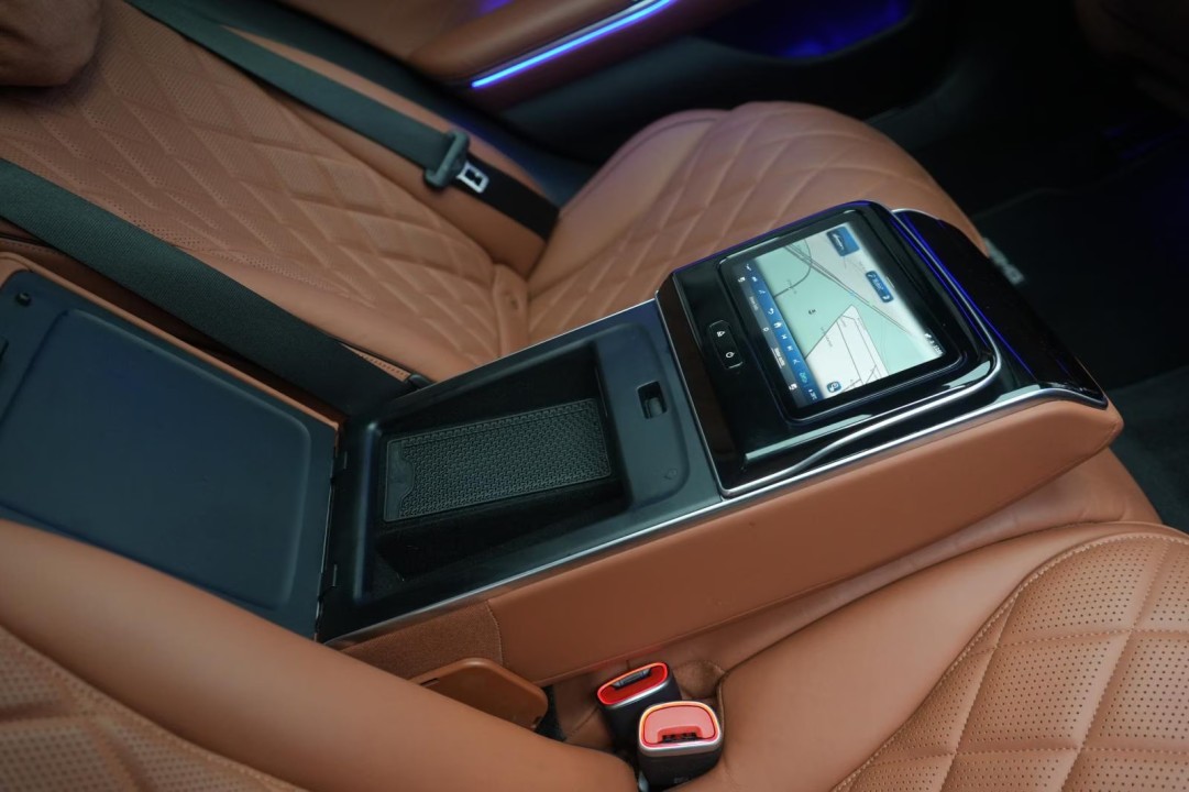 Mercedes-Benz S 580e 4MATIC AMG Line - foto 18