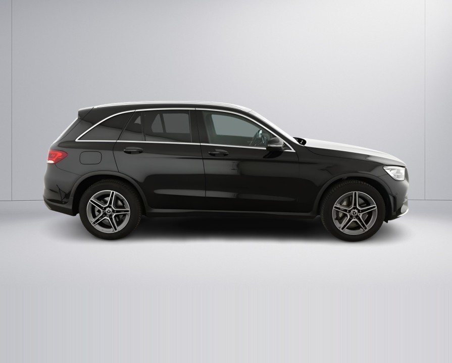 Mercedes-Benz GLC 200 4MATIC AMG Line (2)
