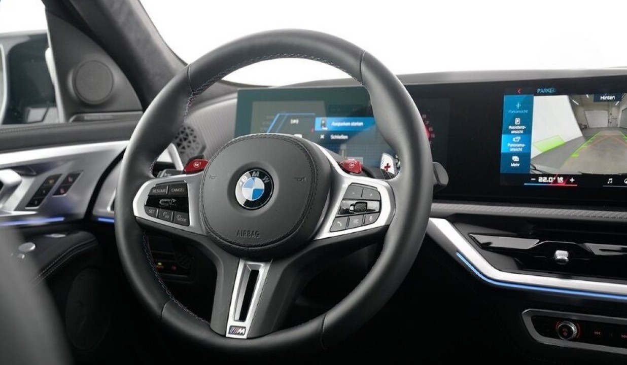 BMW XM 50e - foto 13