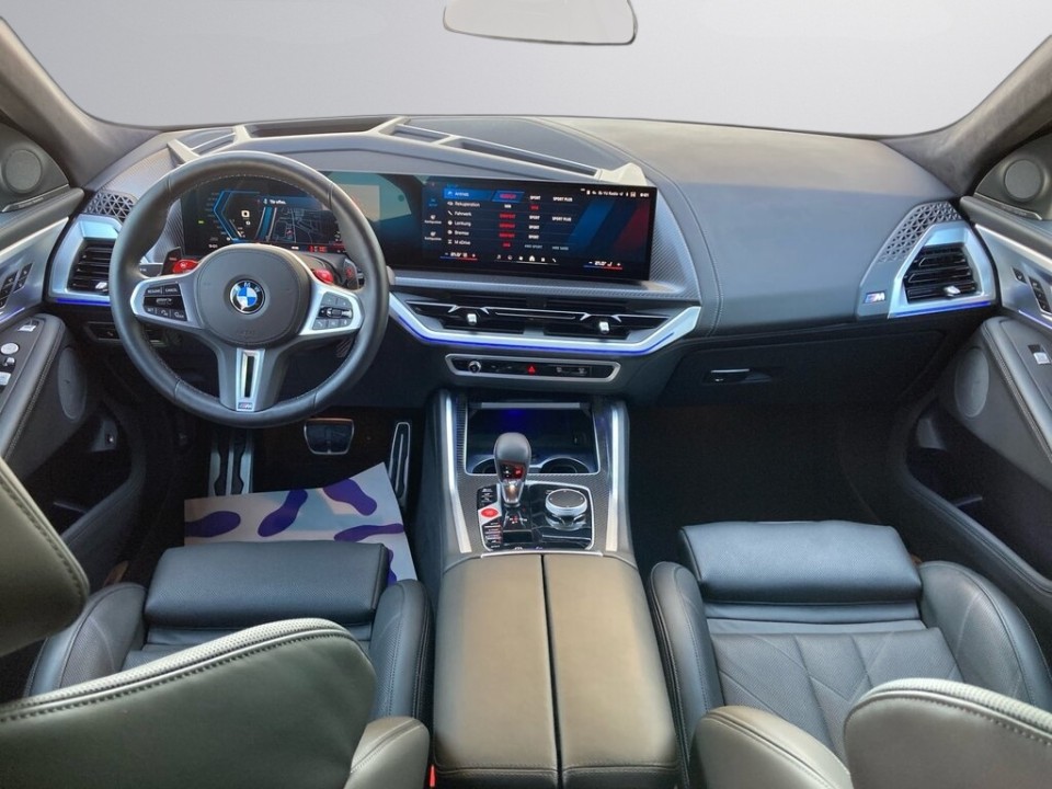 BMW XM 50e - foto 9