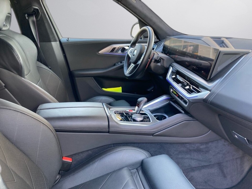 BMW XM 50e - foto 7