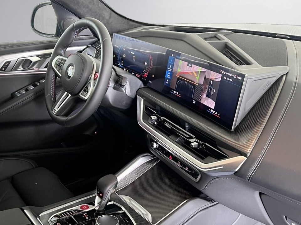 BMW XM 50e - foto 9