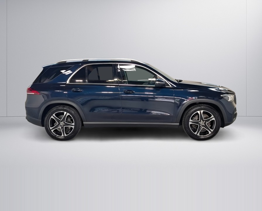 Mercedes-Benz GLE 350de 4MATIC (2)