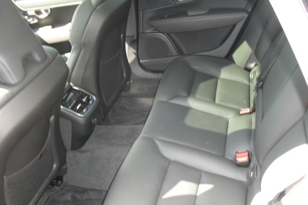 Volvo S90 B5 AWD Ultimate Bright (4)