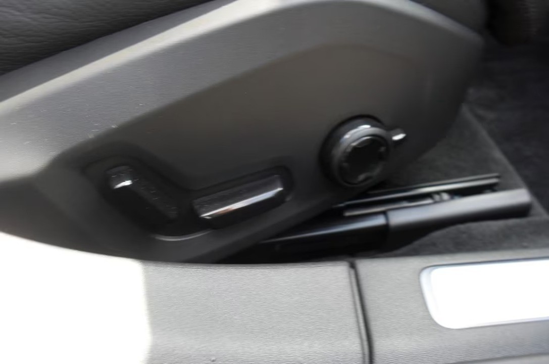 Volvo S90 B5 AWD Ultimate Bright - foto 9