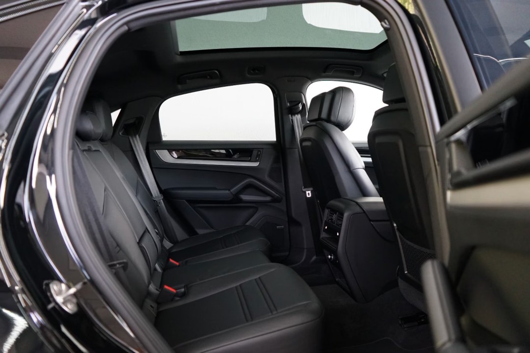 Porsche Cayenne Coupe S E-Hybrid - foto 15