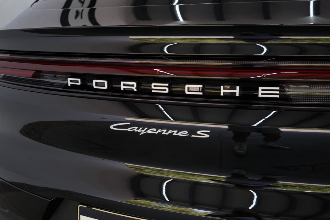 Porsche Cayenne Coupe S E-Hybrid - foto 32