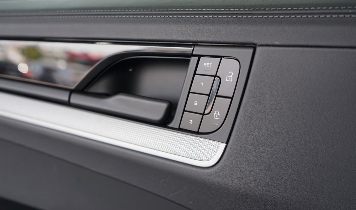 Porsche Cayenne Coupe S E-Hybrid - foto 30