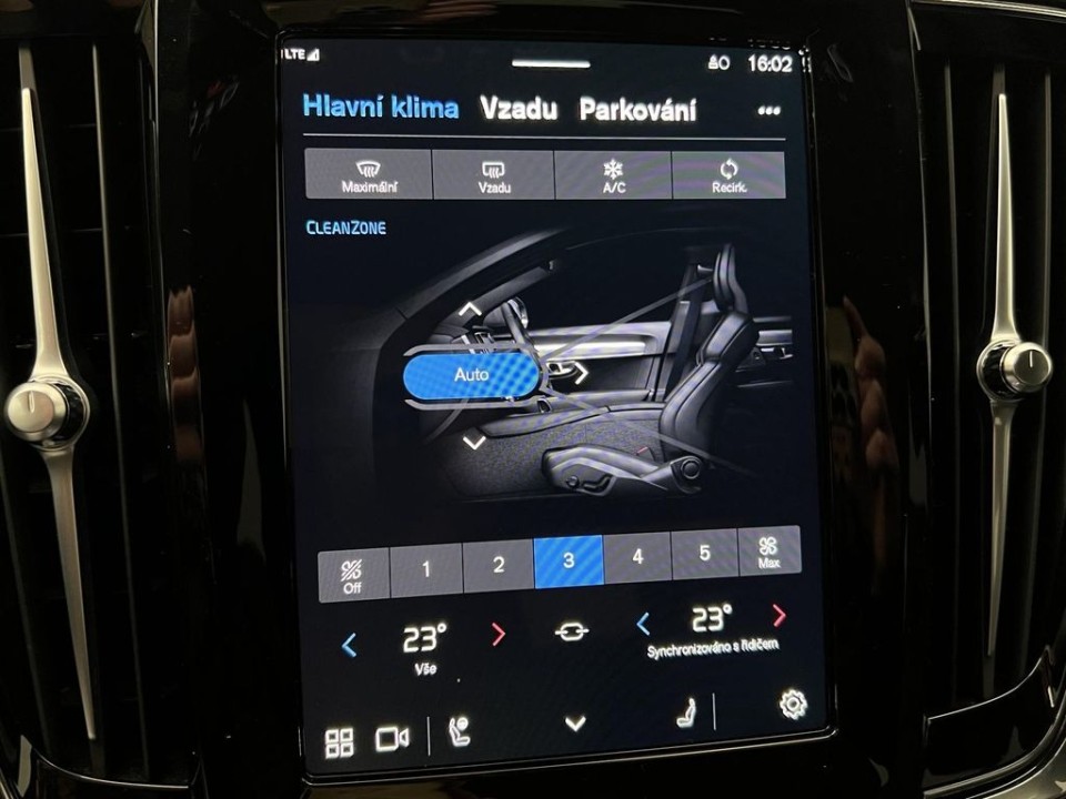 Volvo S90 B5 AWD Ultimate Bright - foto 18