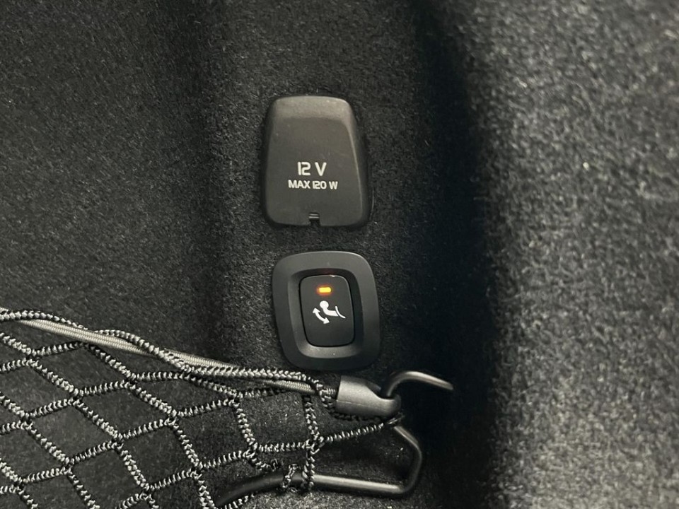 Volvo S90 B5 AWD Ultimate Bright - foto 42