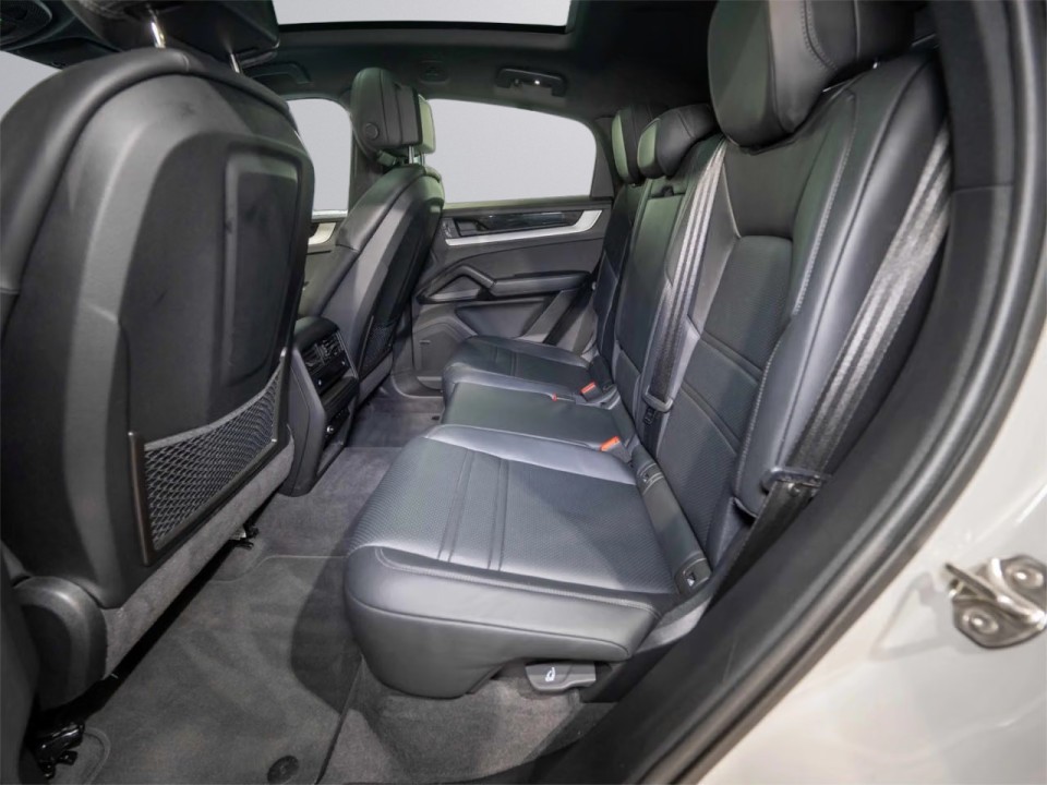 Porsche Cayenne Coupe E-Hybrid - foto 8