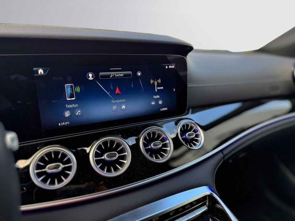 Mercedes-Benz AMG GT 53 4MATIC+ - foto 23
