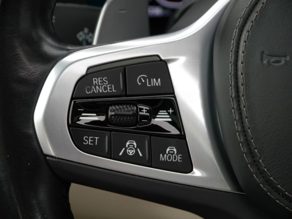 BMW X6 xDrive30d M-Sport - foto 23