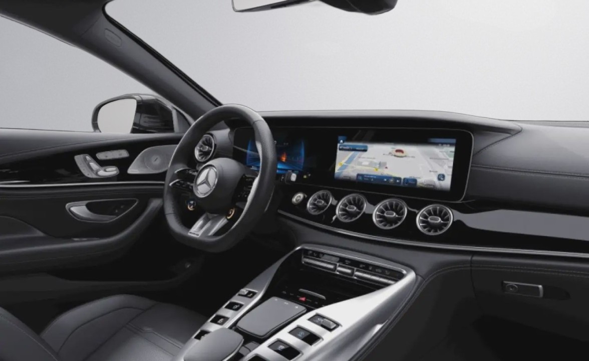 Mercedes-Benz AMG GT 53 4MATIC+ - foto 13