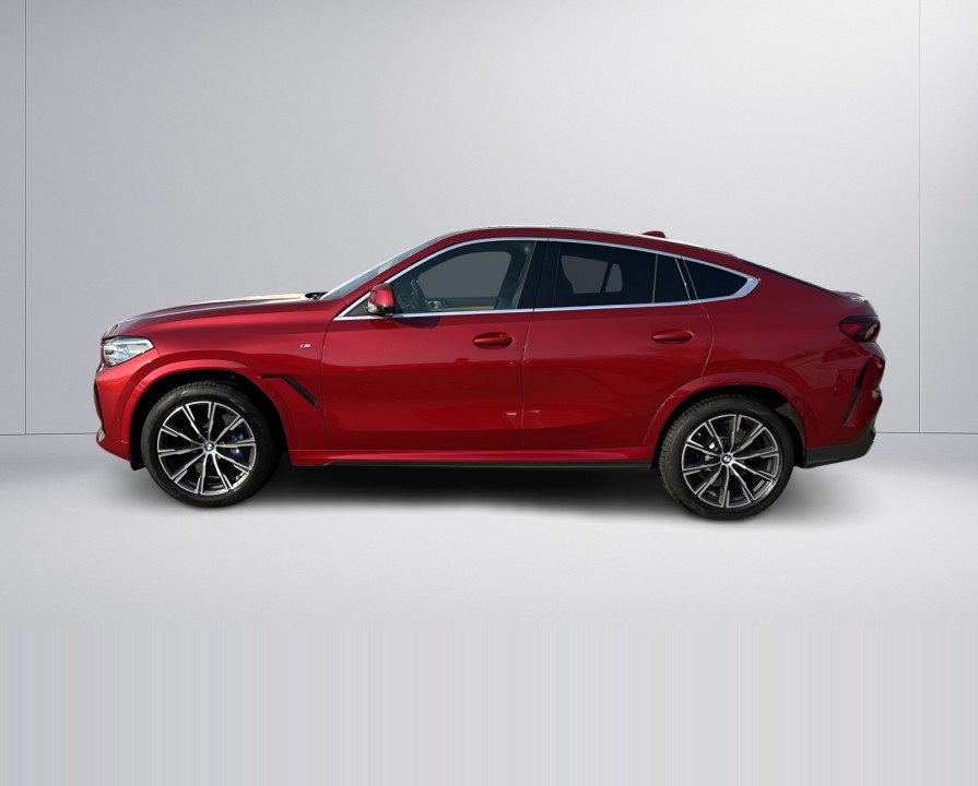 BMW X6 xDrive40d M-Sport (2)