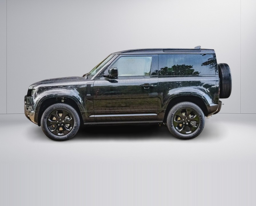 Land Rover Defender 90 D200 X-Dynamic SE - foto 7
